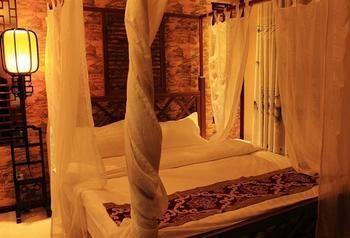 Lucky 5 Million Express Hotel Yuxi Kunming Esterno foto